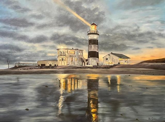 Oil painting depicting Lighthouse with grey sky and reflection by South African artist Des Green.